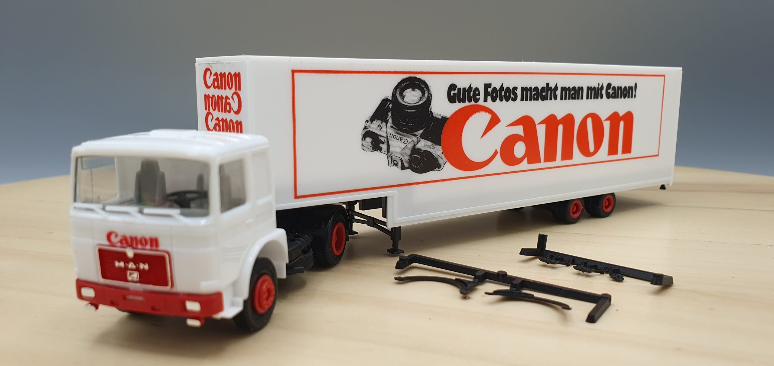 herpa man "canon" herpa man "canon"