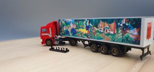 Albedo Volvo F12 "Märchen" herpa volvo f12 "märchen"