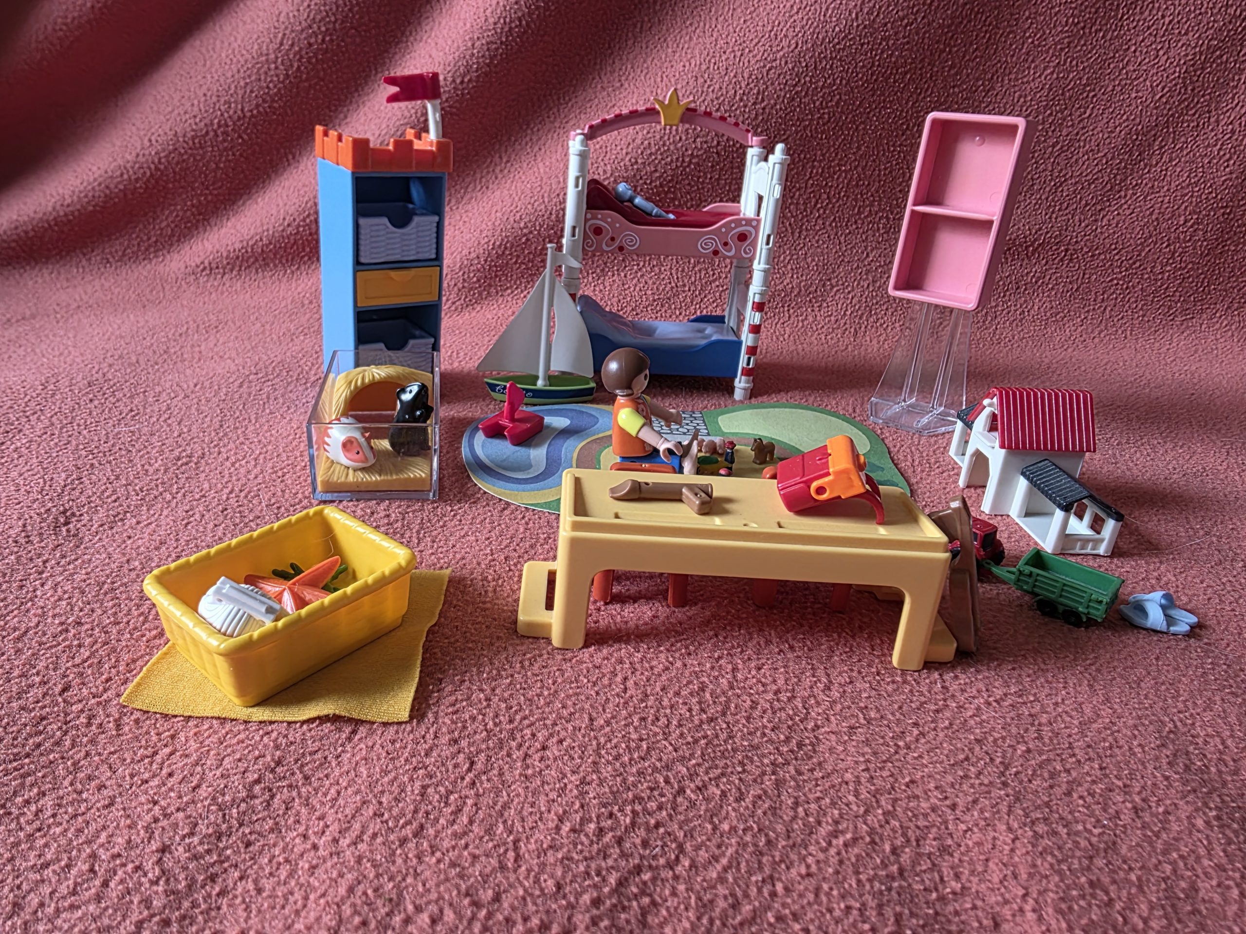 playmobil 5333 fröhliches kinderzimmer (dollhouse) playmobil 5333 fröhliches kinderzimmer (dollhouse)